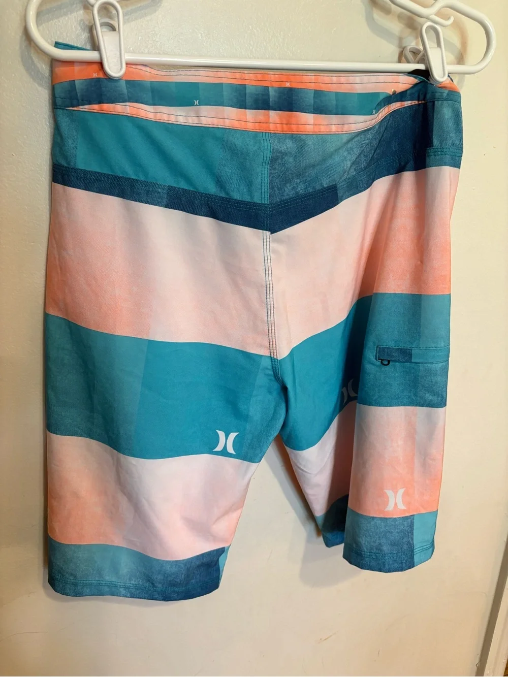 Hurley Men’s Teal and Coral Striped Boardshorts swim trunks 28 waist XS